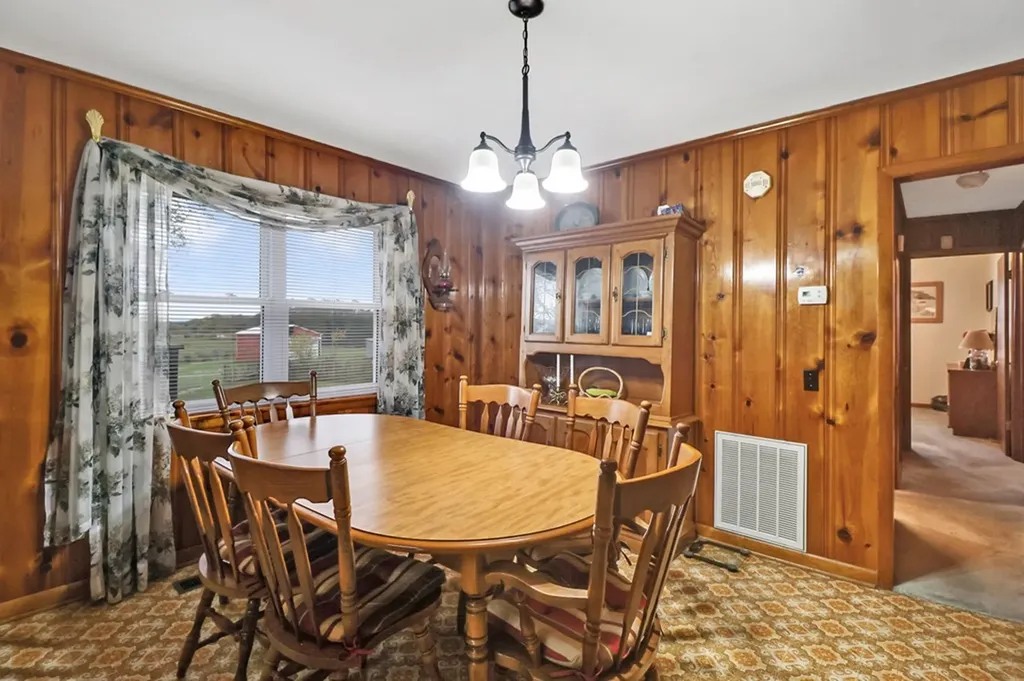 8324 Smithville Highway Mcminnville TN 37110