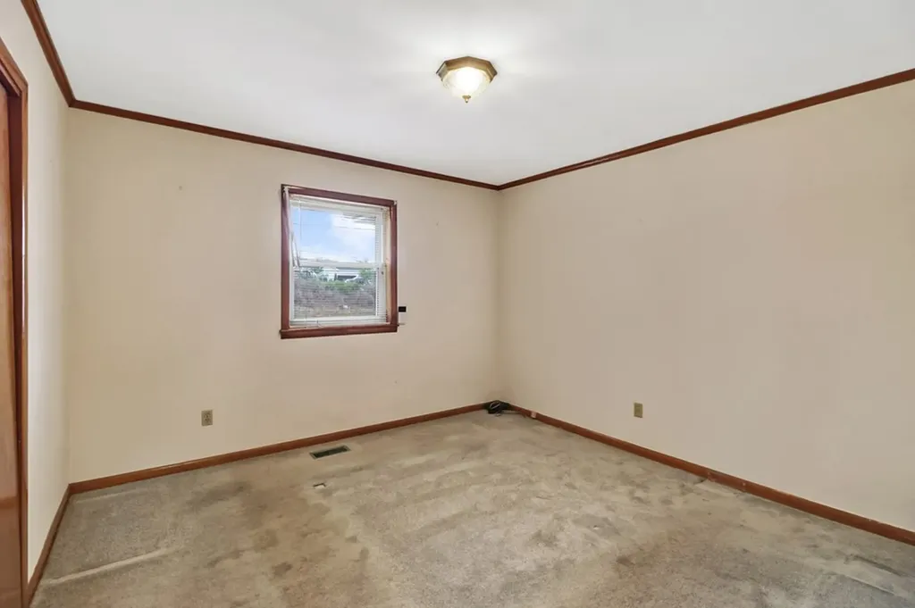 8324 Smithville Highway Mcminnville TN 37110