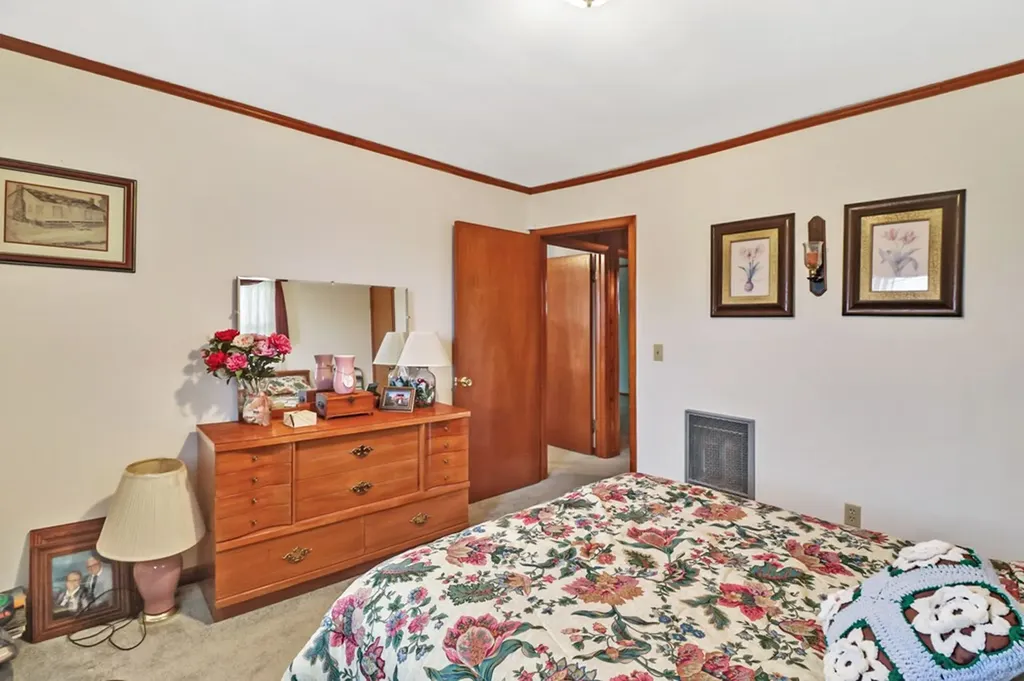 8324 Smithville Highway Mcminnville TN 37110