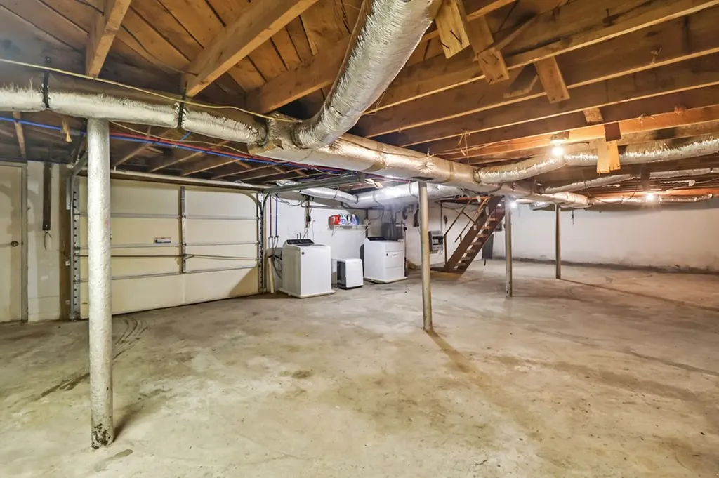 8324 Smithville Highway Mcminnville TN 37110