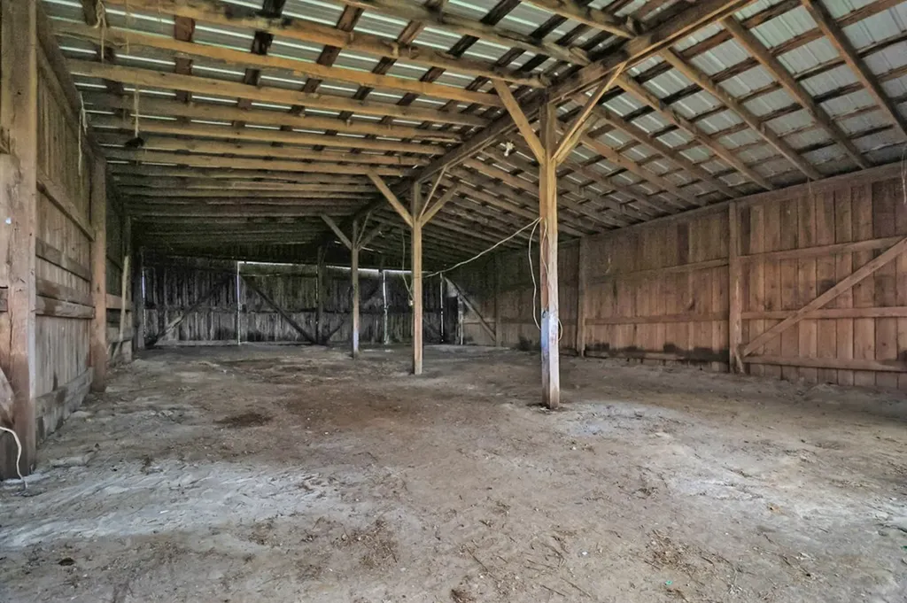 8324 Smithville Highway Mcminnville TN 37110