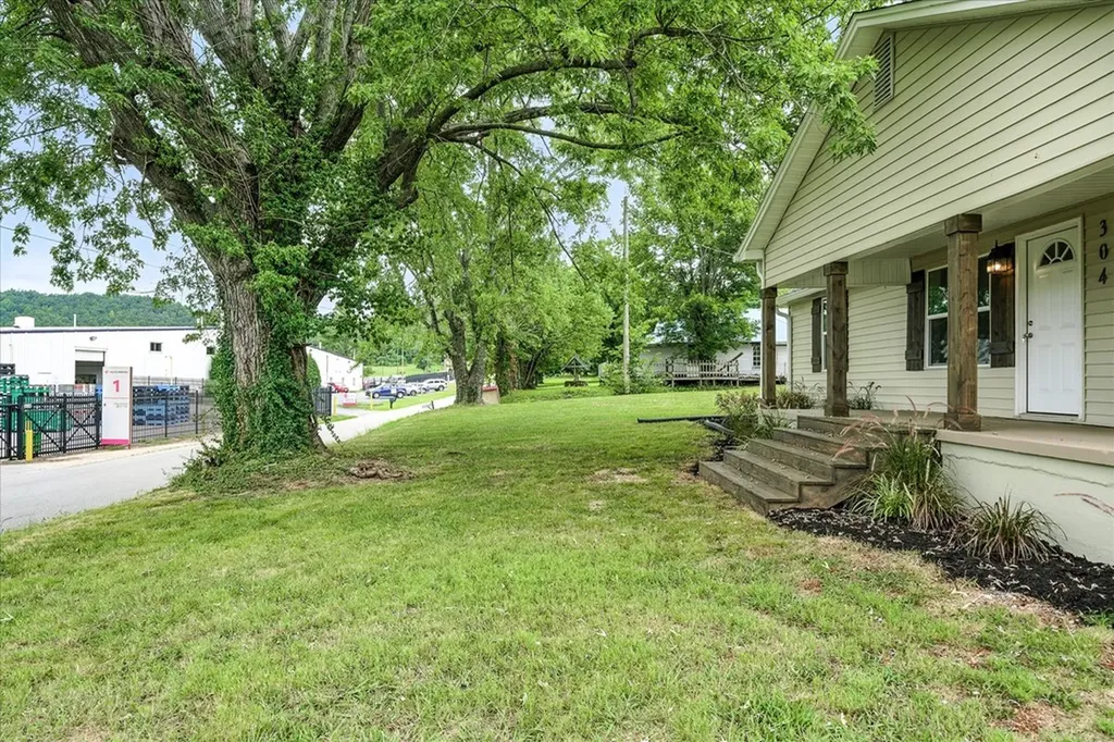 304 Airport Road Livingston TN 38570