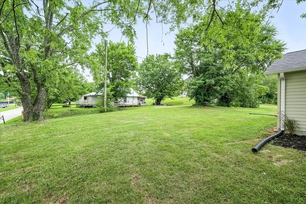 304 Airport Road Livingston TN 38570