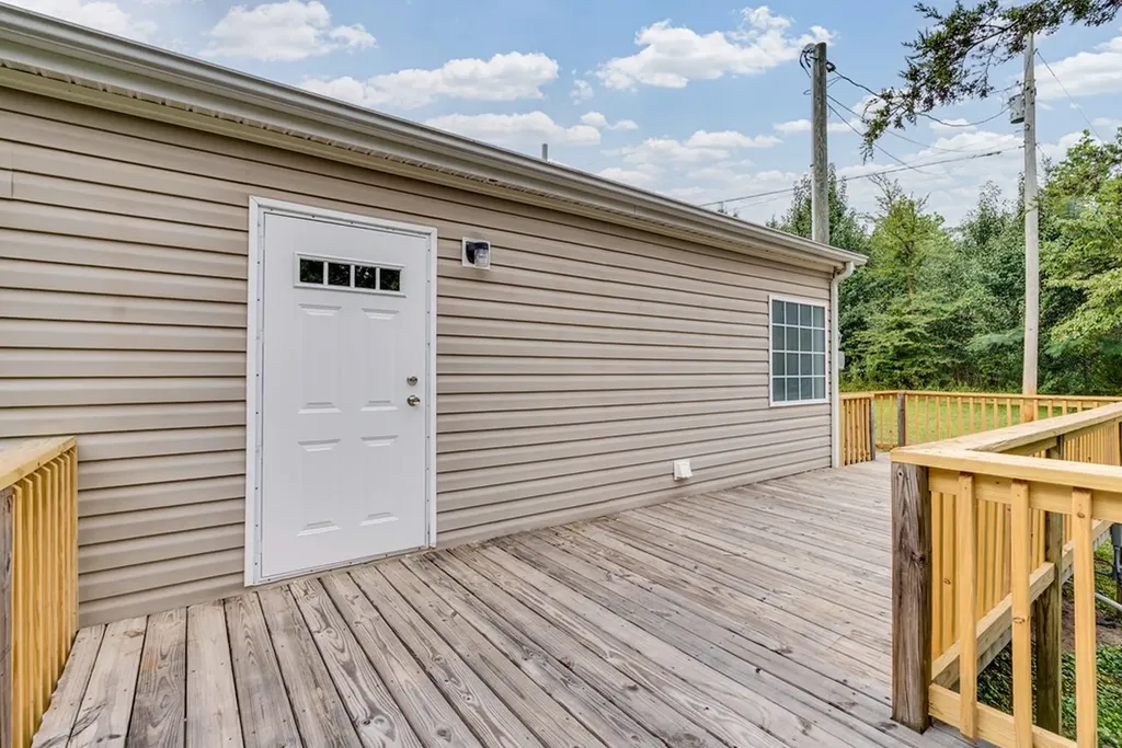 285 Middle Drive Sparta TN 38583