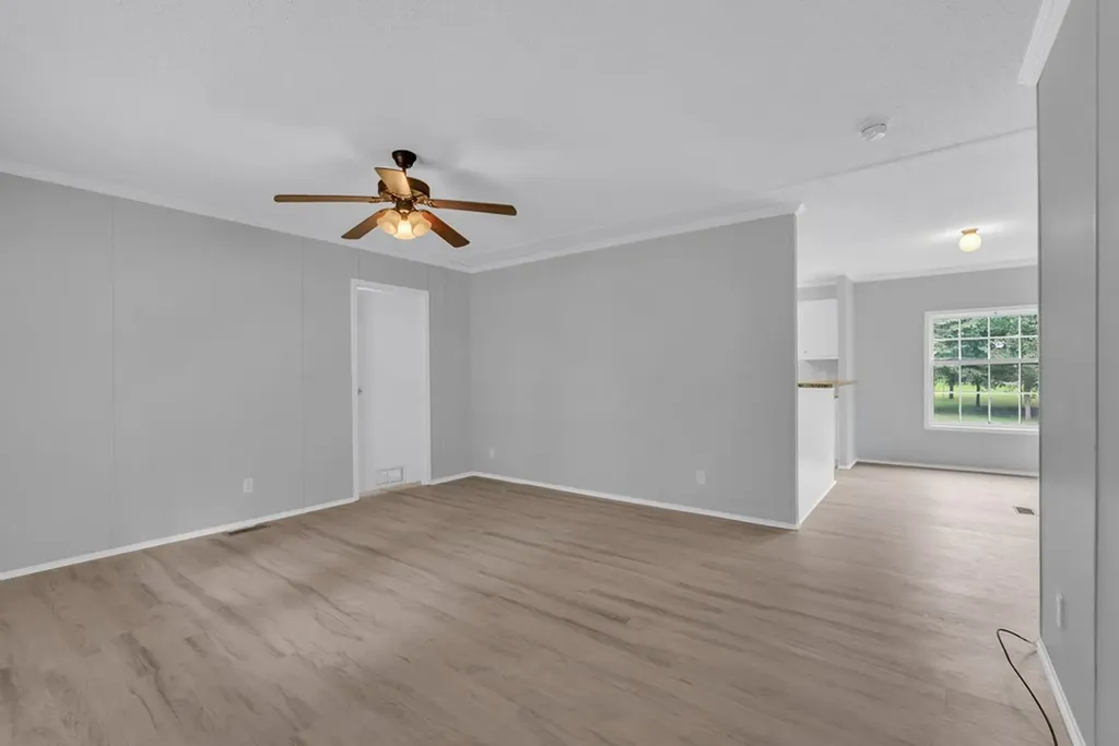 285 Middle Drive Sparta TN 38583