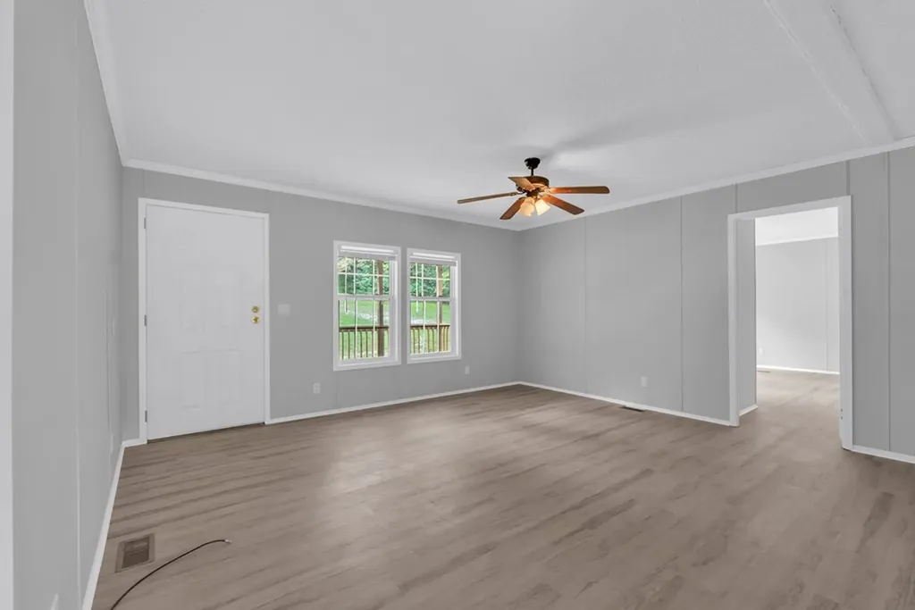 285 Middle Drive Sparta TN 38583