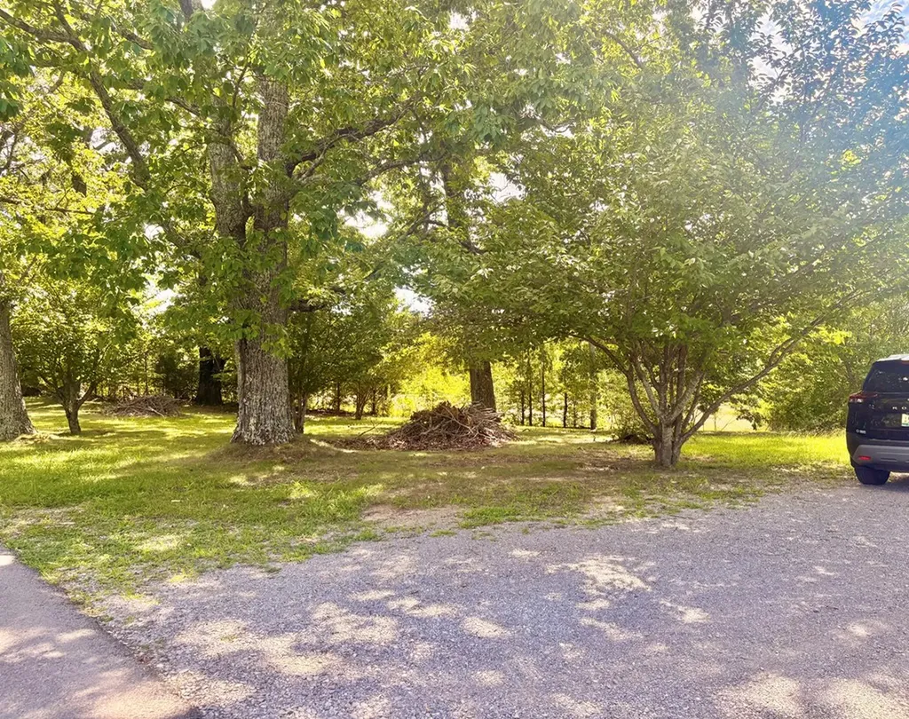 127 Simmons Road Spencer TN 38585