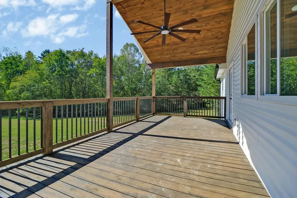 149 Falling Leaf Road Jamestown TN 38556