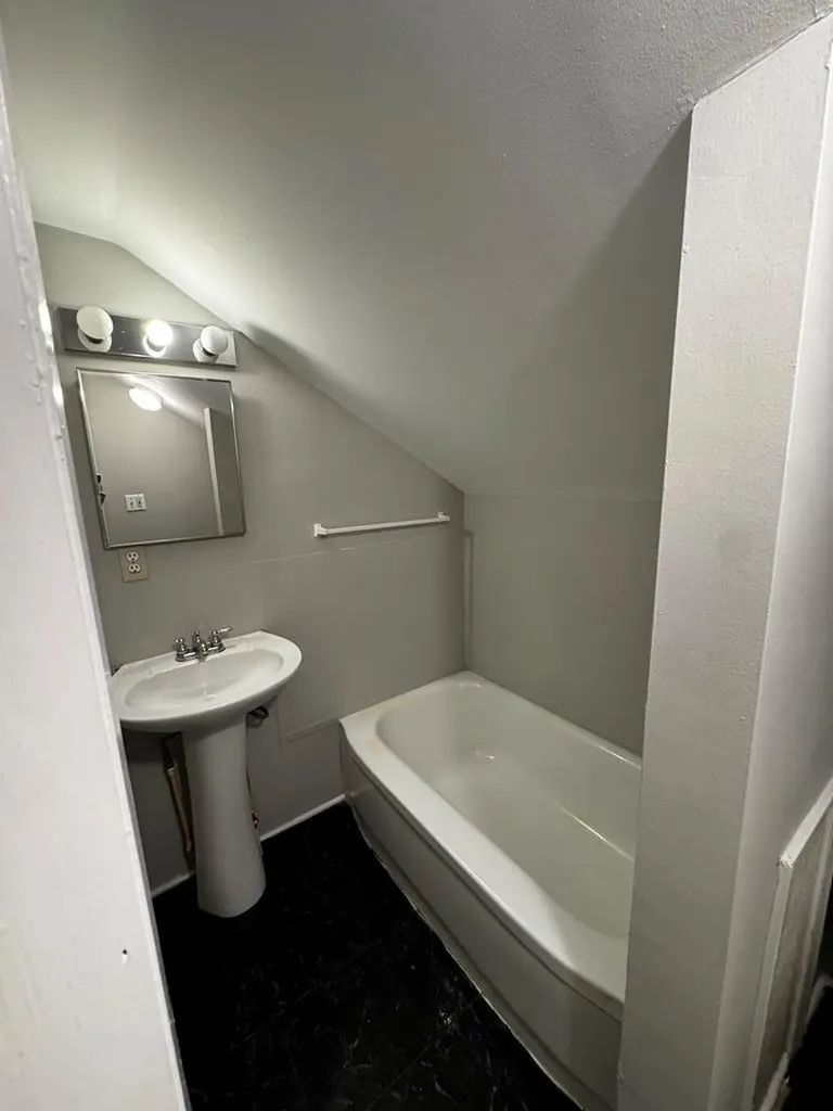 1212 Crescent Drive Cookeville TN 38501-1511