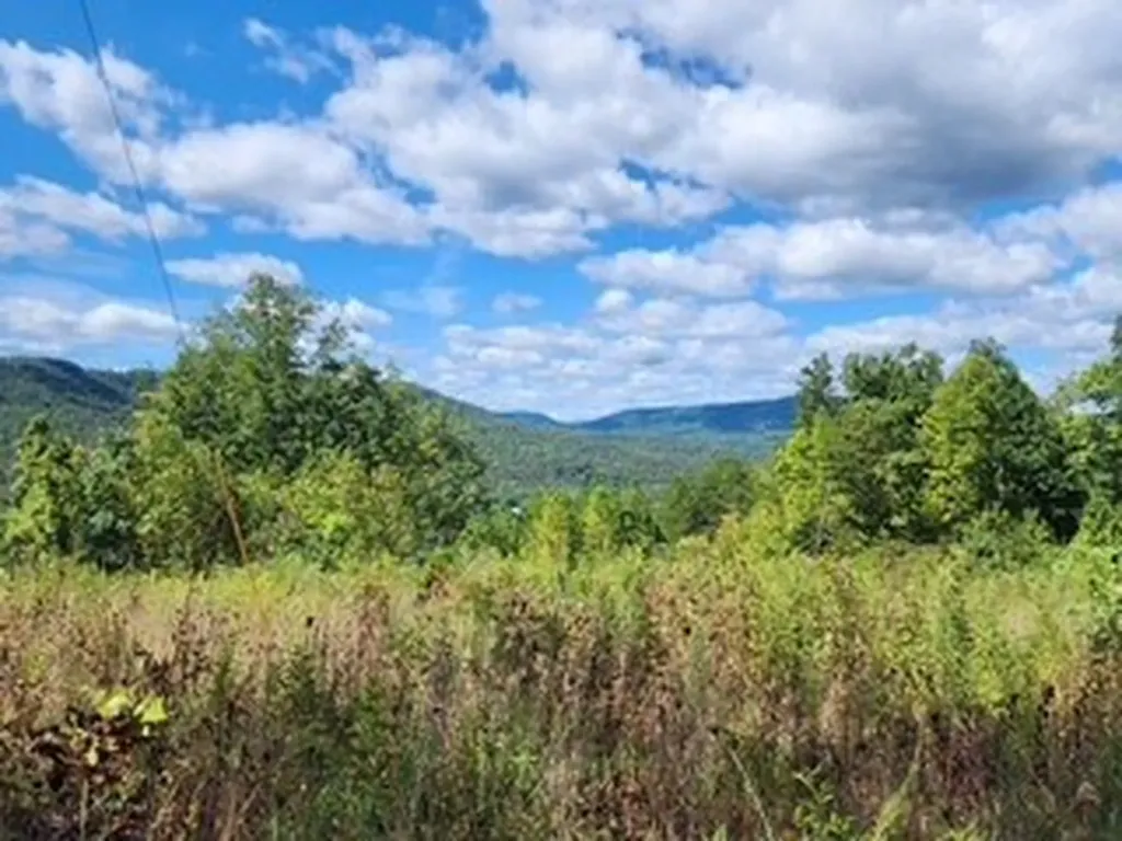 14.34AC Tomahawk Road Jamestown TN 38556