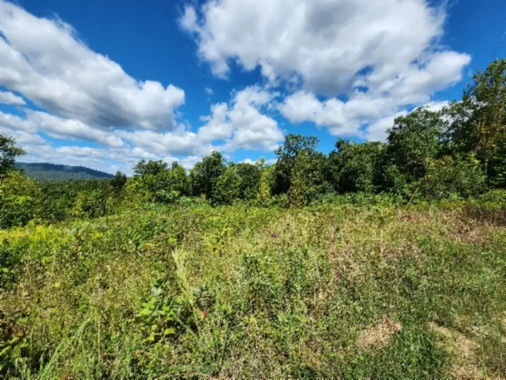 14.34AC Tomahawk Road Jamestown TN 38556