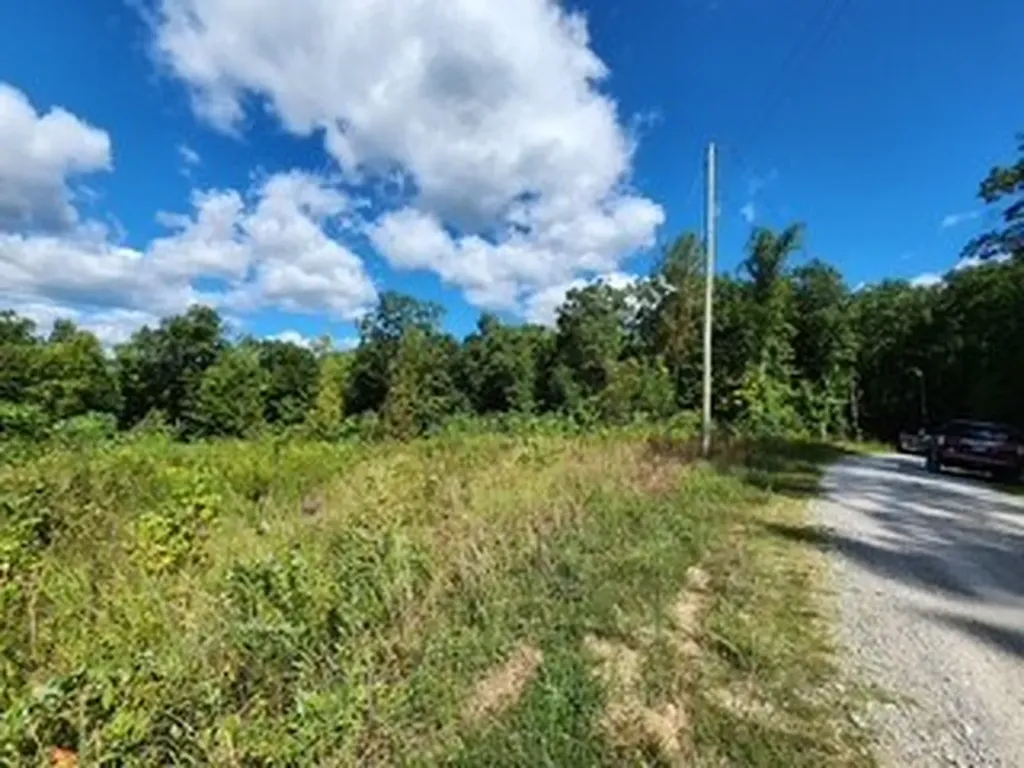 14.34AC Tomahawk Road Jamestown TN 38556