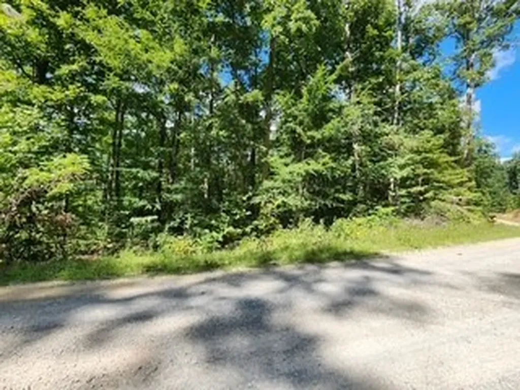 14.34AC Tomahawk Road Jamestown TN 38556