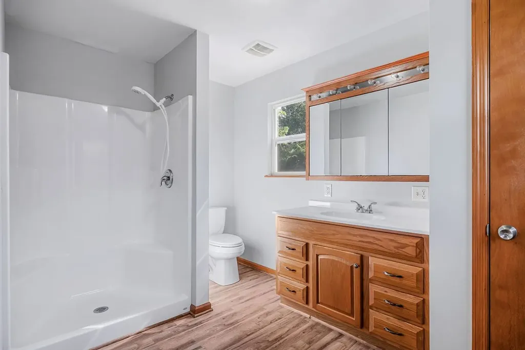 220 220 Higginbotham Road Mcminnville TN 37110