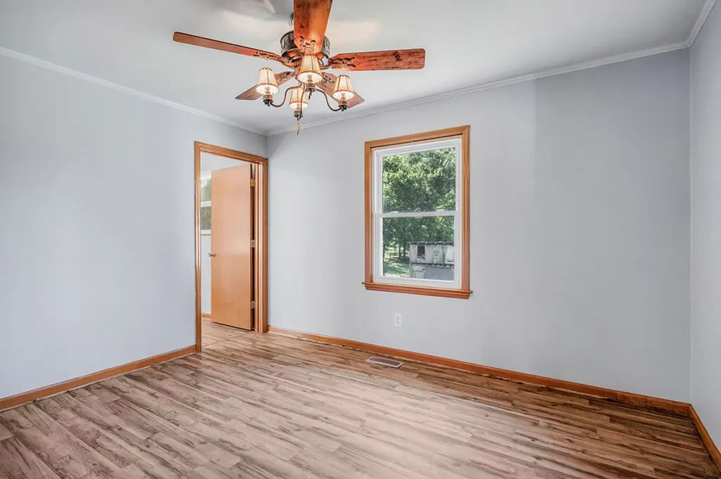 220 220 Higginbotham Road Mcminnville TN 37110