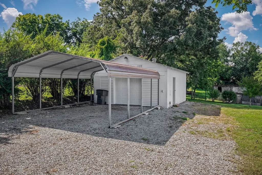 220 220 Higginbotham Road Mcminnville TN 37110