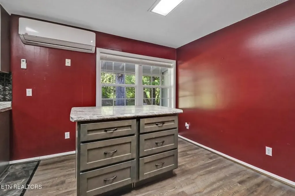 1271 Gouldstown Road Jamestown TN 38556-6387