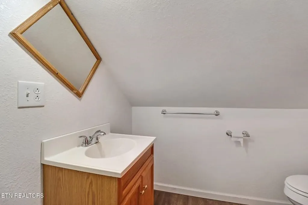 1271 Gouldstown Road Jamestown TN 38556-6387