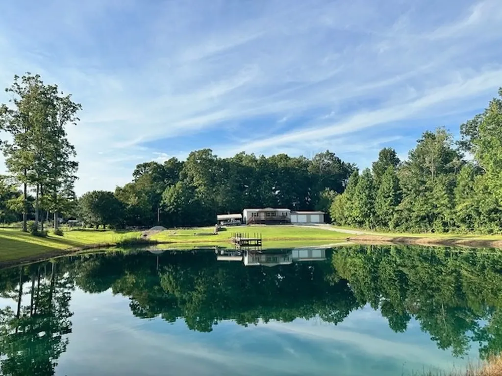 14021 Peach Stone Crawford TN 38554