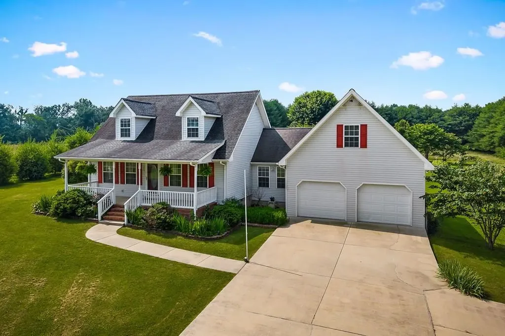 106 Swallows Lane Cookeville TN 38506