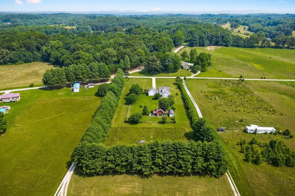 106 Swallows Lane Cookeville TN 38506