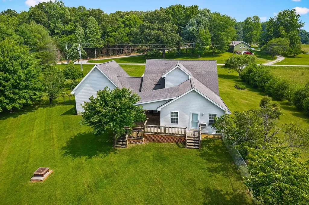 106 Swallows Lane Cookeville TN 38506