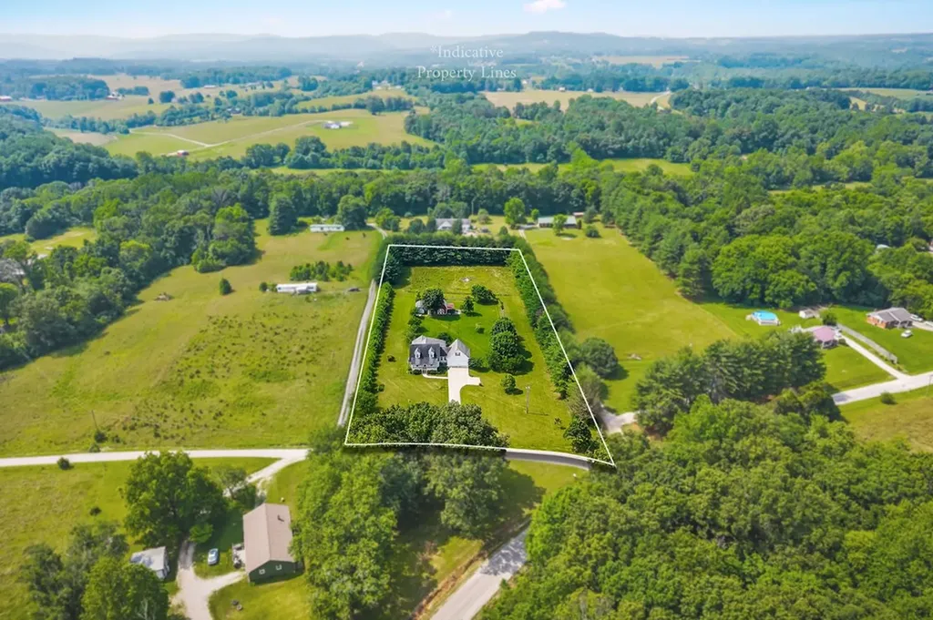 106 Swallows Lane Cookeville TN 38506