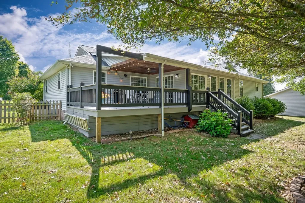 2598 Nova Circle Cookeville TN 38501