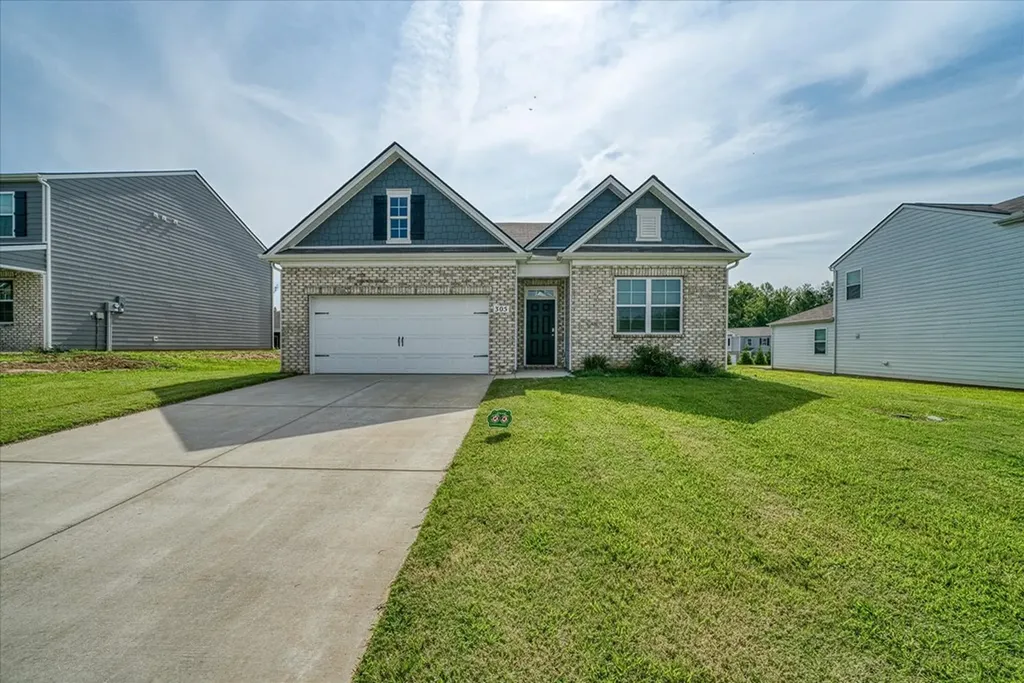305 Oliver Way Baxter TN 38544