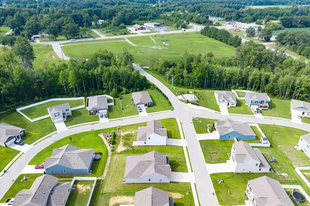 305 Oliver Way Baxter TN 38544