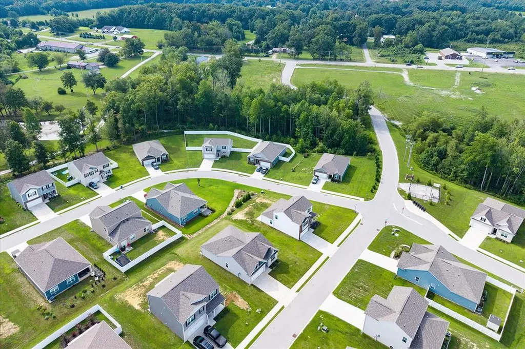 305 Oliver Way Baxter TN 38544