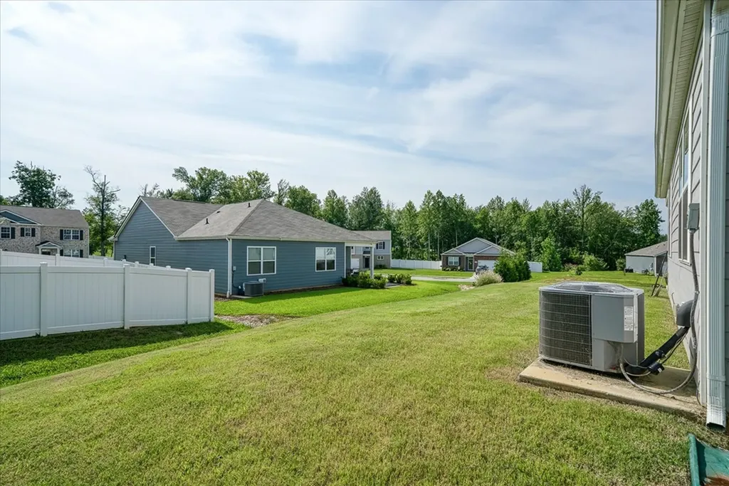 305 Oliver Way Baxter TN 38544