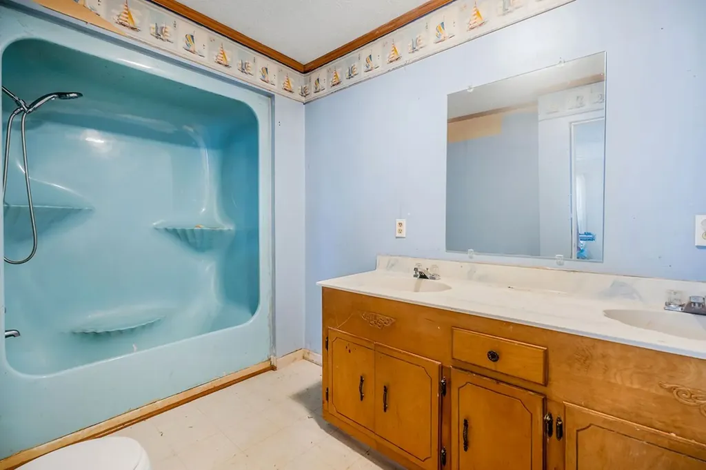 4121 Old Moss Road Baxter TN 38544