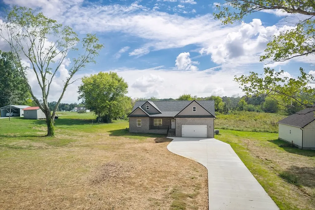 6544 Thomas Twin Oak Road Lot 5 Baxter TN 38544