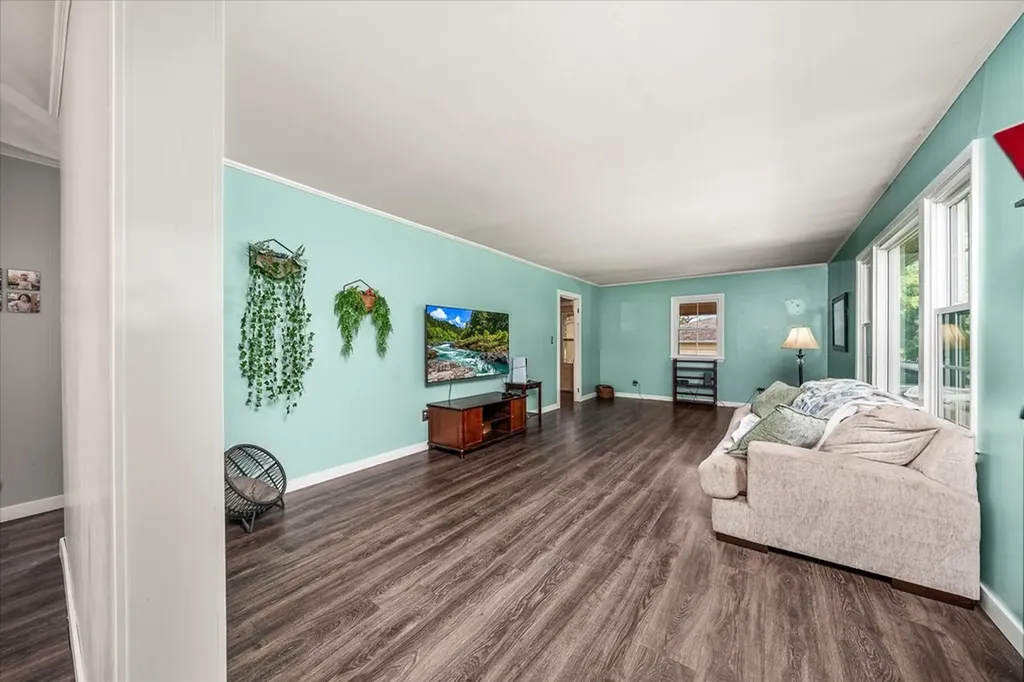 180 Frank Anderson Road Sparta TN 38583