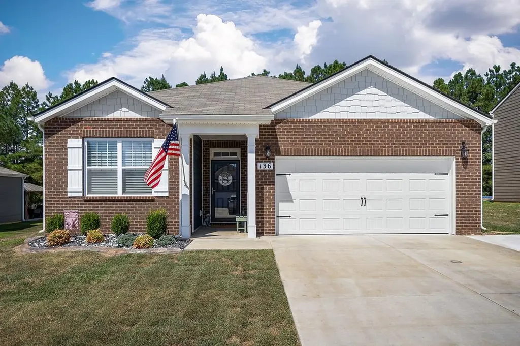 136 Nunally Drive Baxter TN 38544