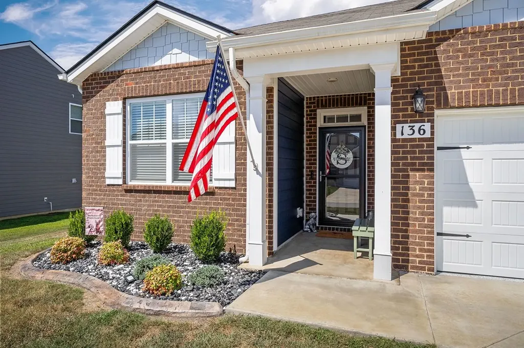 136 Nunally Drive Baxter TN 38544