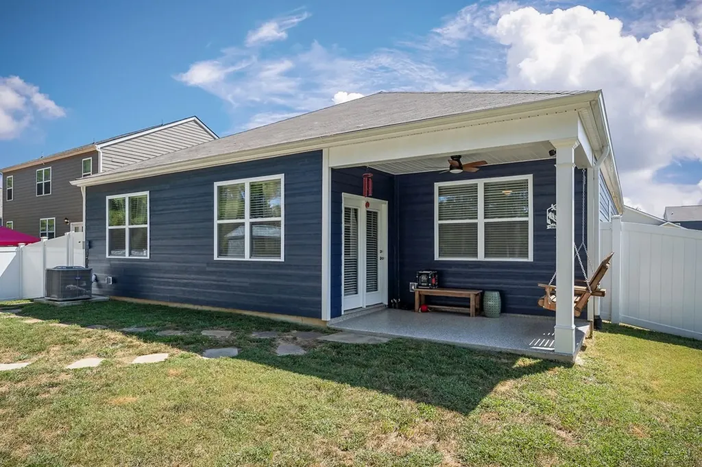 136 Nunally Drive Baxter TN 38544