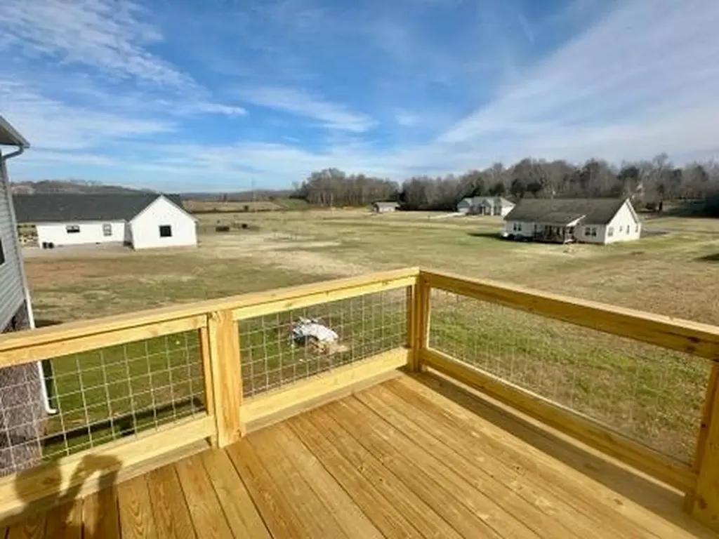 226 Blackberry Lane Sparta TN 38583