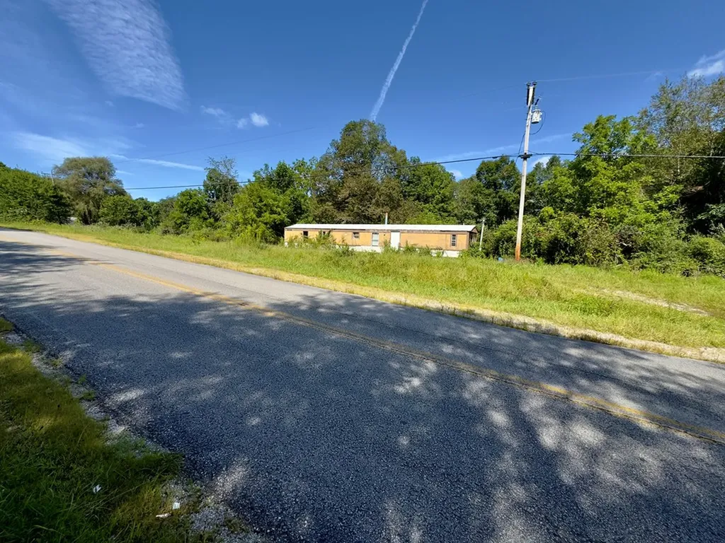 8849 Eastland Road Sparta TN 38583