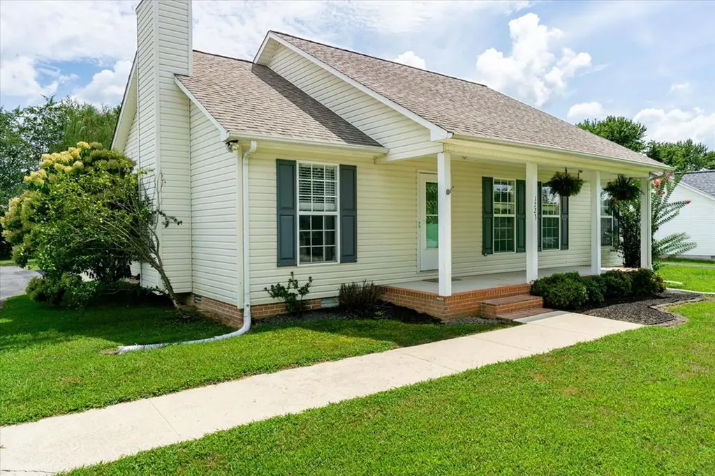 1723 Whitehall Court Cookeville TN 38501