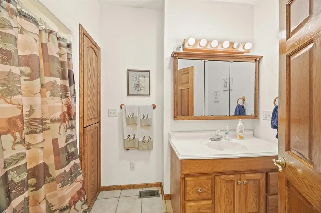 7380 Lillydale Road Byrdstown TN 38549