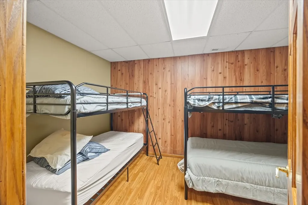 7380 Lillydale Road Byrdstown TN 38549