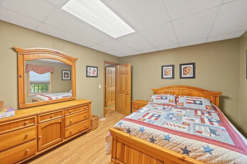 7380 Lillydale Road Byrdstown TN 38549