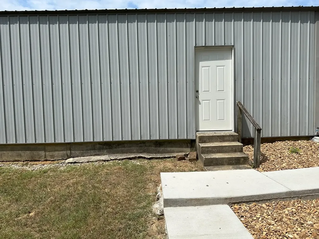 4250 Window Cliff Road Baxter TN 38544