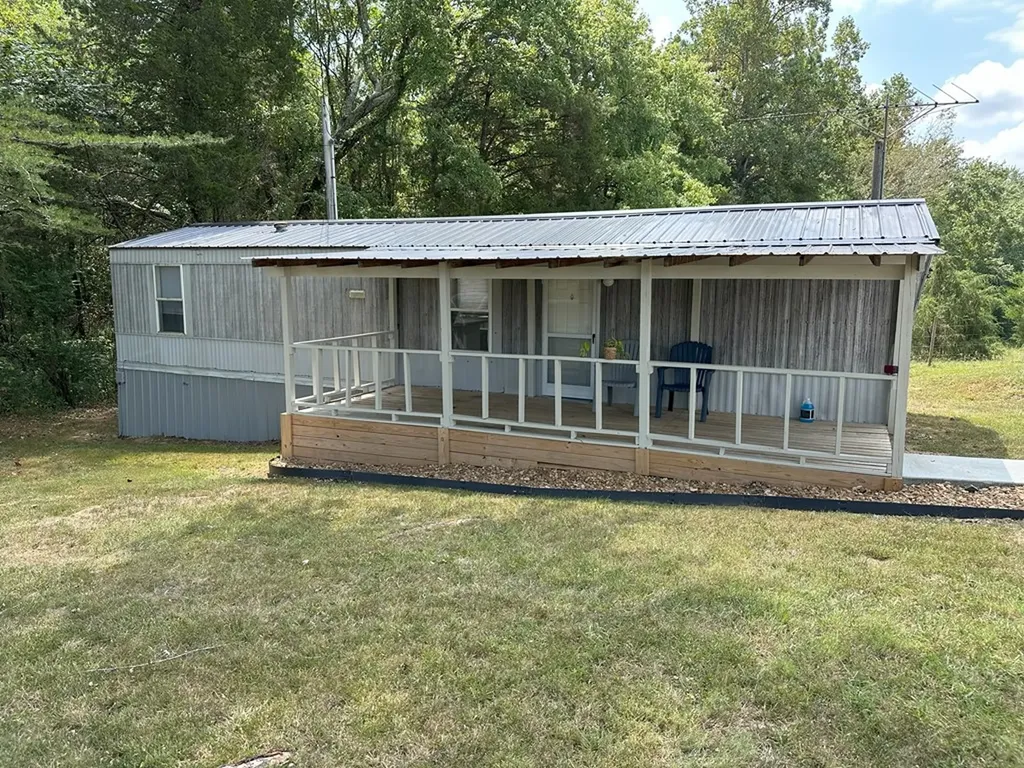 4250 Window Cliff Road Baxter TN 38544