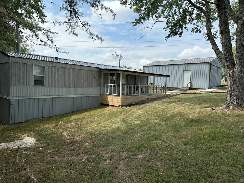 4250 Window Cliff Road Baxter TN 38544
