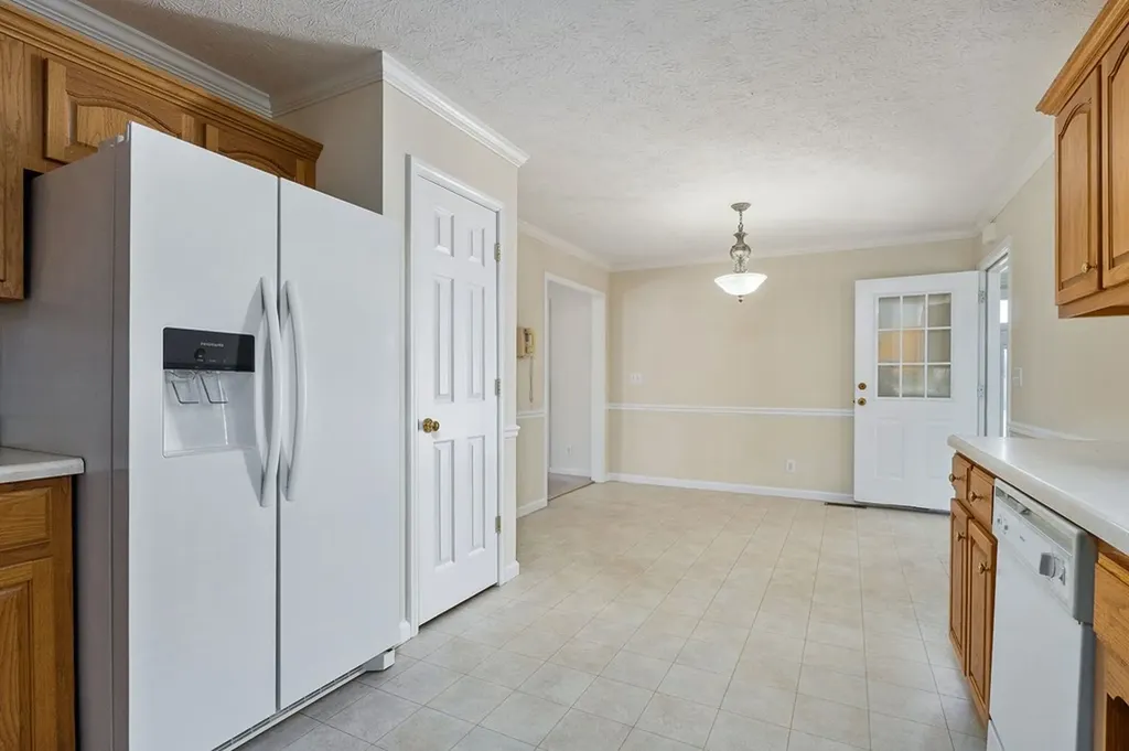 186 Pine Creek Drive Smithville TN 37166