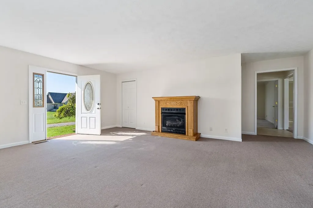 186 Pine Creek Drive Smithville TN 37166