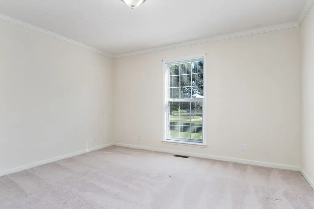 186 Pine Creek Drive Smithville TN 37166